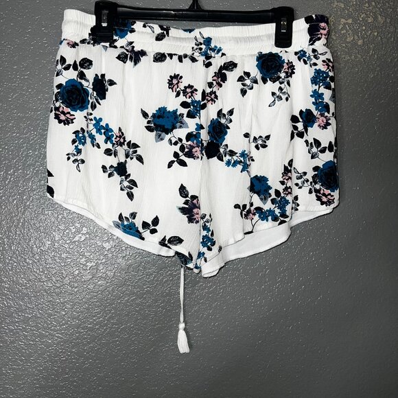 Share Women’s Floral Two Piece Set Ruffle Off Shoulder Top & Shorts Miss Lili XL - Picture 2 of 10